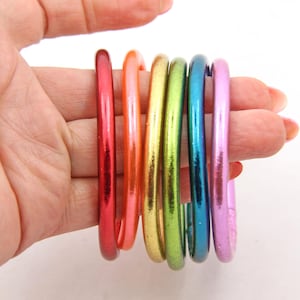 アームパーティースタック：タイの寺院のブレスレット、お守りの寺院のラッシュ、金箔のバングルセット Retro Rainbow Stack