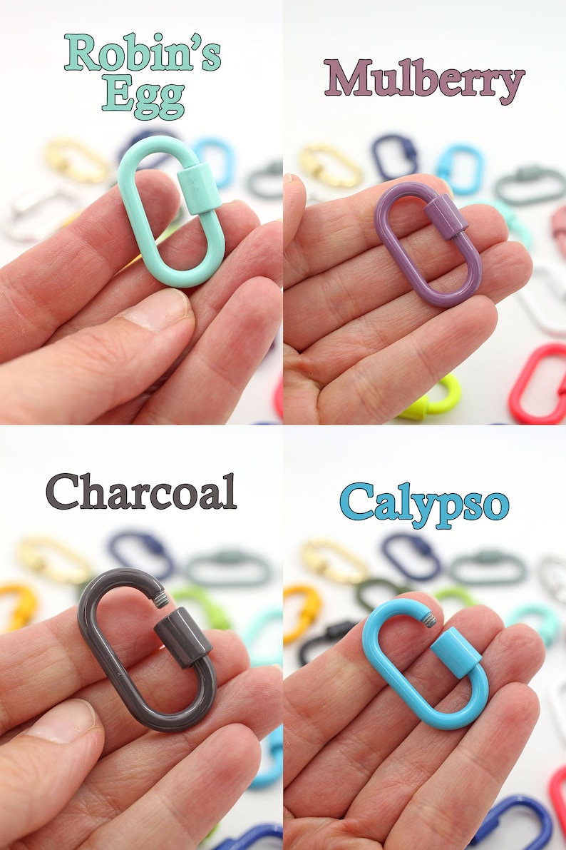 Puede incluir: Cuatro cierres de langosta met&aacute;licos de diferentes colores, en Robin's Egg, Mulberry, Charcoal y Calypso. Los cierres son de forma ovalada con cierre de tornillo.