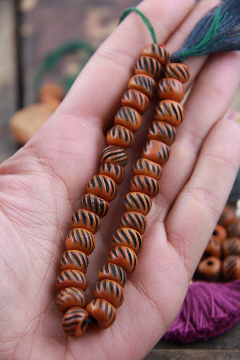 Burnt Orange Grooved Hand Carved Rondelle Bone Beads, 10x8mm, Sacral Chakra Orange Mala Making Supply, Ethnic, Natural Bohemian Beads, 27 pc image 4