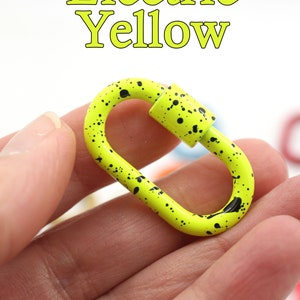 Enamel Carabiner Oval Screw Lock Clasp, Splatter Paint, Bag Charm, 37x22mm, Jewelry Making, DIY Crafts, Keychain Electric Yellow