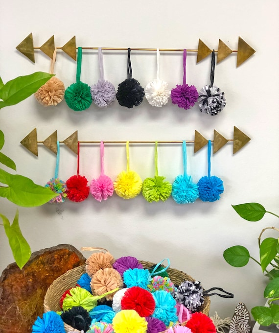 Raffia Pom Poms With Loops for Crafts, Easter Decor, Spring Crafts, Raffia  Purse Charm, Pom Pom for Headband, DIY Project, Handmade 2.5 