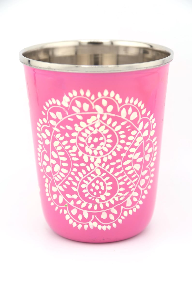 Vaso pequeño de acero inoxidable colorido, pintado a mano, de Cachemira. Regalo de inauguración de la casa, artículos para beber. Eleanor
