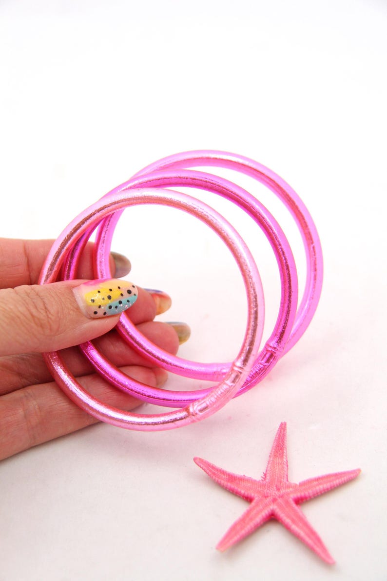 アームパーティースタック：タイの寺院のブレスレット、お守りの寺院のラッシュ、金箔のバングルセット Perfect Pink Stack