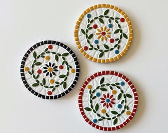Prachtige mini mozaïek kunstwerken wit met bloemen drieluik doorsnede 15 cm