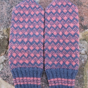 Finely Knitted Estonian Mittens FREE SHIPPING warm and windproof image 1