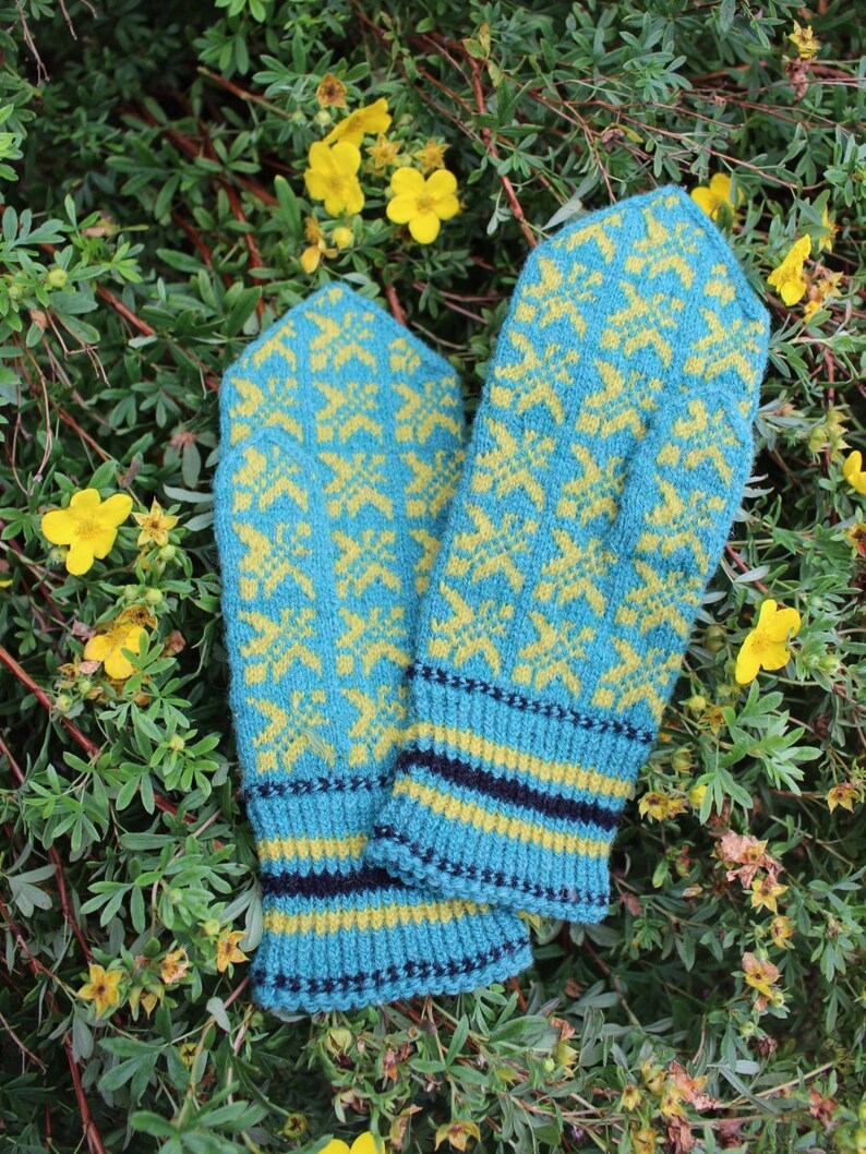 Mittens in Turquoise and Yellow Estonian warm and windproof Finely Hand Knitted Seto