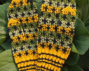 Finely Hand Knitted Estonian Mittens in Greens and Yellow - warm and windproof