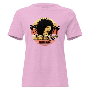 Women&#39;s Beach Queen Relaxed T-Shirt