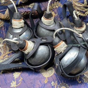 "Pirat/Steampunk/Renaissance Grenadier Holster zum besten Faire Accessoire der Saison gewählt"