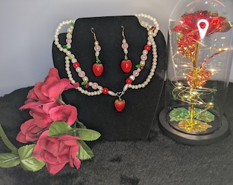 Strawberry Pearl Necklace – Y2K Cottagecore Beaded Jewelry