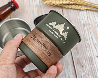 Boccale da birra personalizzato in acciaio inossidabile con supporto in legno: regalo per gli sposi