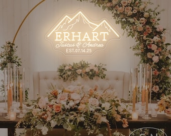 Benutzerdefinierte Berg Hochzeit Neon Schild, rustikale Hochzeit Neon, Berg Hochzeit Namensschild, Berg Hochzeit Backdrop Decor, unser Abenteuer Zeichen