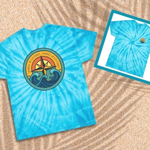 Pode incluir: Um conjunto de três canecas de cerâmica com acabamento fosco e salpicado. As canecas são em tons de creme, cinza claro e cinza escuro. Cada caneca tem um design simples e minimalista, ideal para café ou chá.