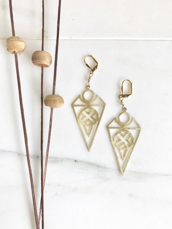 Edgy Gold Chandelier Earrings With Champagne Stones In