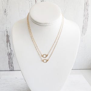 Zierlicher 14k Gold Filled Anhänger Choker: Schlichte Layering Halskette