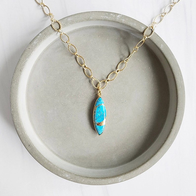 Turquoise Marquise Mojave Necklace with Chunky Chain in Gold. Chunky Chain Statement Necklace. Gold Turquoise Gemstone Necklace image 2