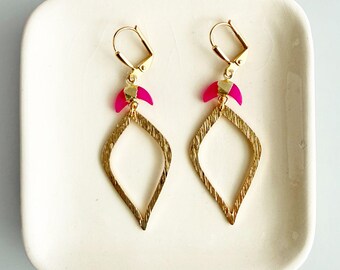 Fuchsia Crescent Halo Dangle Earrings in Brushed Gold