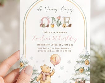 Invitación imprimible de cumpleaños de Winnie the Pooh para niña, estilo bohemio, con temática de invierno; invitación para fiesta de cumpleaños con temática navideña de osos del bosque (editable en Canva) - C246