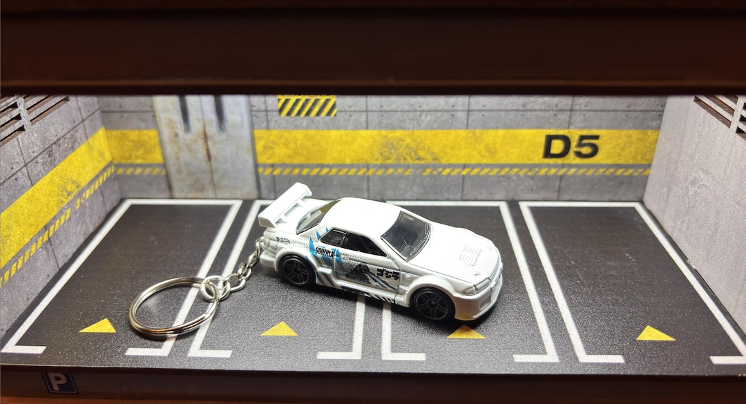Nissan Skyline GTR R32 Hotwheel Keychain: Car Lover Gift - Etsy