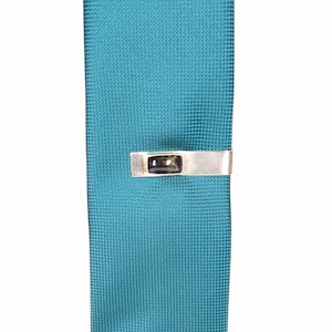 プルームアゲートストーン付きスターリングシルバーのネクタイピン