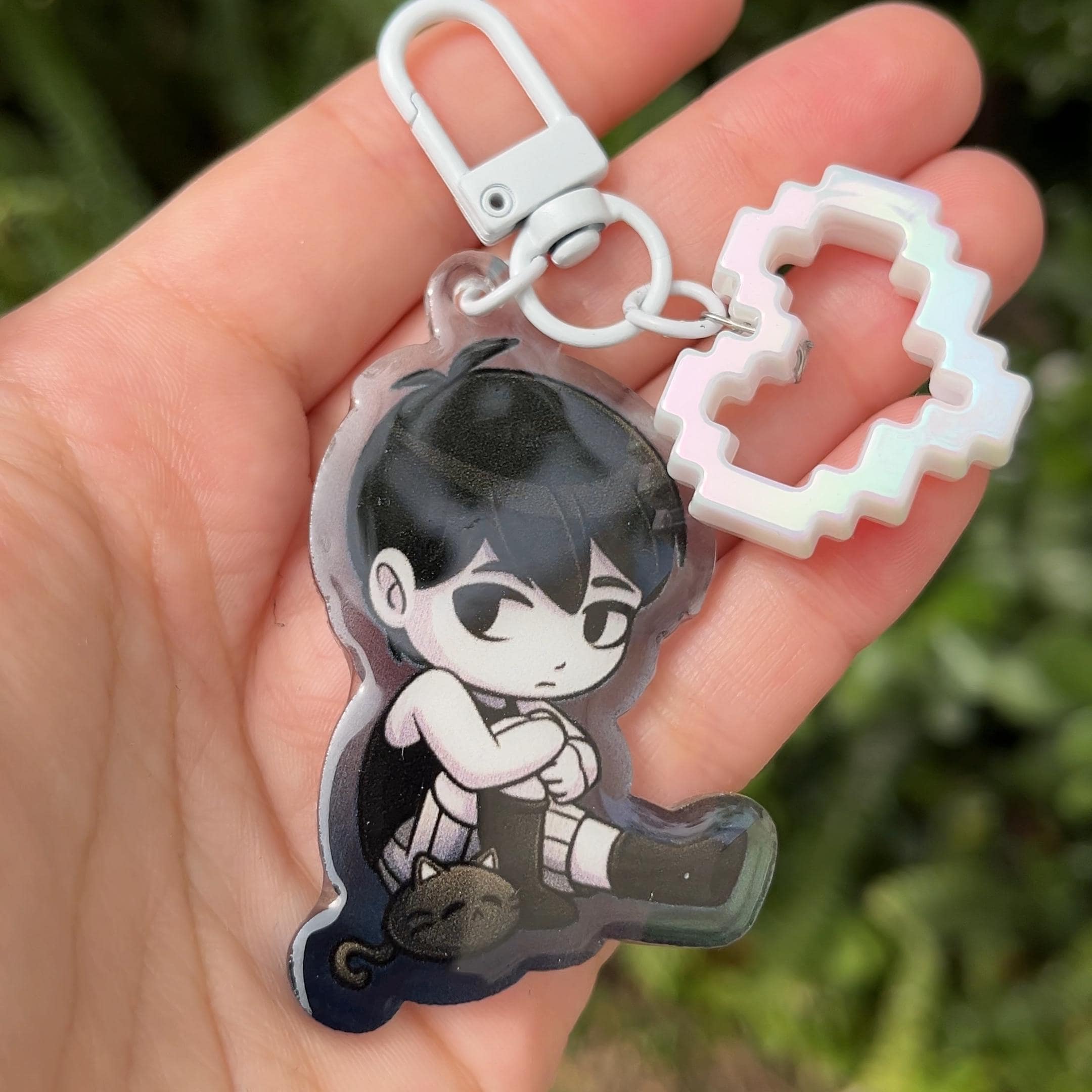 OMORI ヘッドスペースアクリルキーチェーン 人気