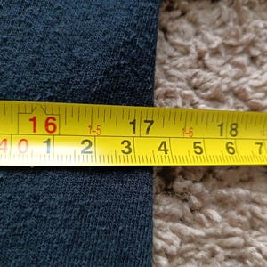 Camiseta vintage de Iron Man para niño, talla mediana, estampado gráfico, color negro. imagen 5