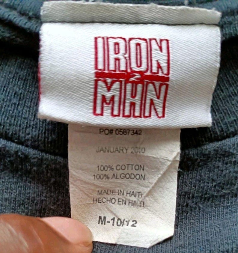 Camiseta vintage de Iron Man para niño, talla mediana, estampado gráfico, color negro. imagen 3