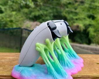 Glow In the Dark Xbox/PS5 Controller Stand
