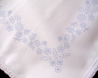 Embroidery Printed to Embroider with a Flower boarder Pattern tablecloth cotton 80 x 80 cm lace edge unique craft gift