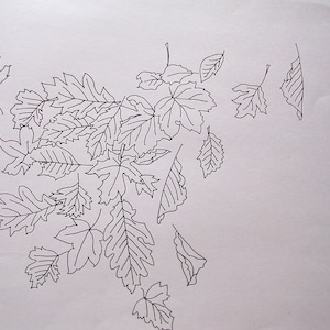 Fertig zum Besticken Tischdecke mit herbstlichem Blätter Freestyle Stickmuster