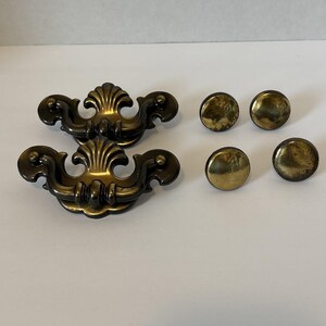 Antique Hardware Chippendale 2 Drawer Pulls Vintage Brass Batwing 4 Knobs