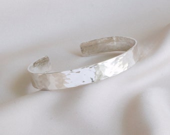 Hammered Silver Bracelet, Wide Silver Hammered Bangle, Silver Hammered Cuff, Hammered Silver Bangle, Statement Bangle, Gift for Her