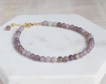 Lilac Stone Minimalist Bracelet, Lavender Beaded Bracelet, Dainty Bracelet, Minimalist Purple Bracelet, Tiny Beaded Bracelet, Gift for Her