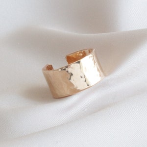 Gold Hammered Cigar Ring, Cigar Gold Ring, Gold Ring, Stacking Gold Ring, Textured Ring, Wide Ring, Hammered Gold Ring, Gold Statement Ring