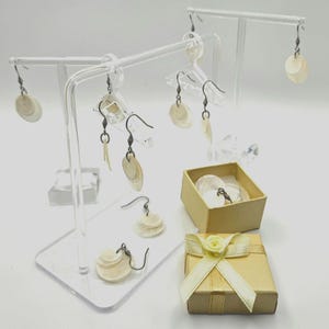 Capiz Shell Three Generations Earrings ~ FREE Ship + Gift Box & GWPs ~ Grandmother Lola Mother Daughter Phillipine Shell Jewelry Accessory