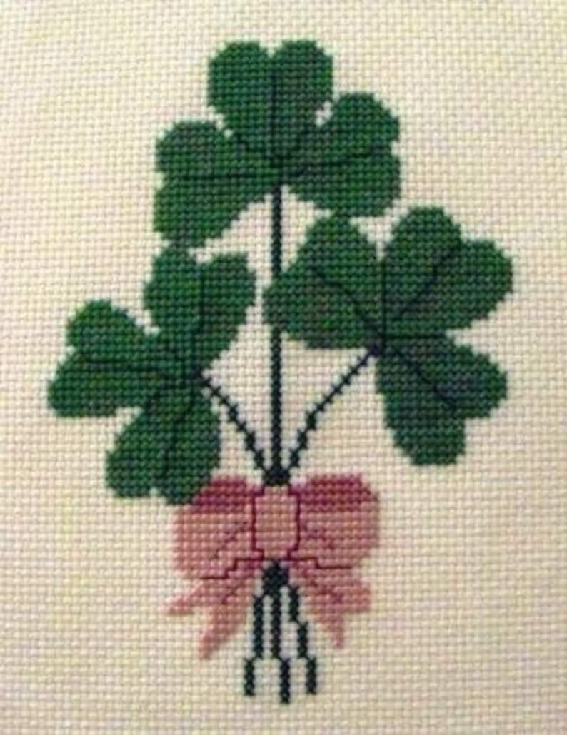 Shamrock Bouquet Cross Stitch Pattern image 1