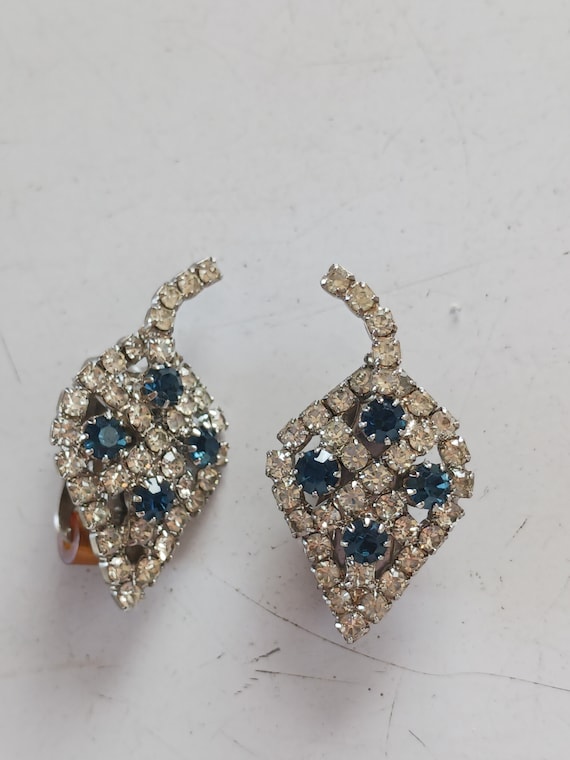 Vint HOBE Blue & Clear Rhinestone Leaf Earrings