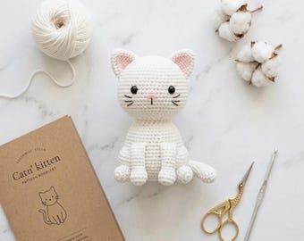 Crochet Kitten Pattern, Beginner Amigurumi Cat, White Kitten Toy (English & Spanish)