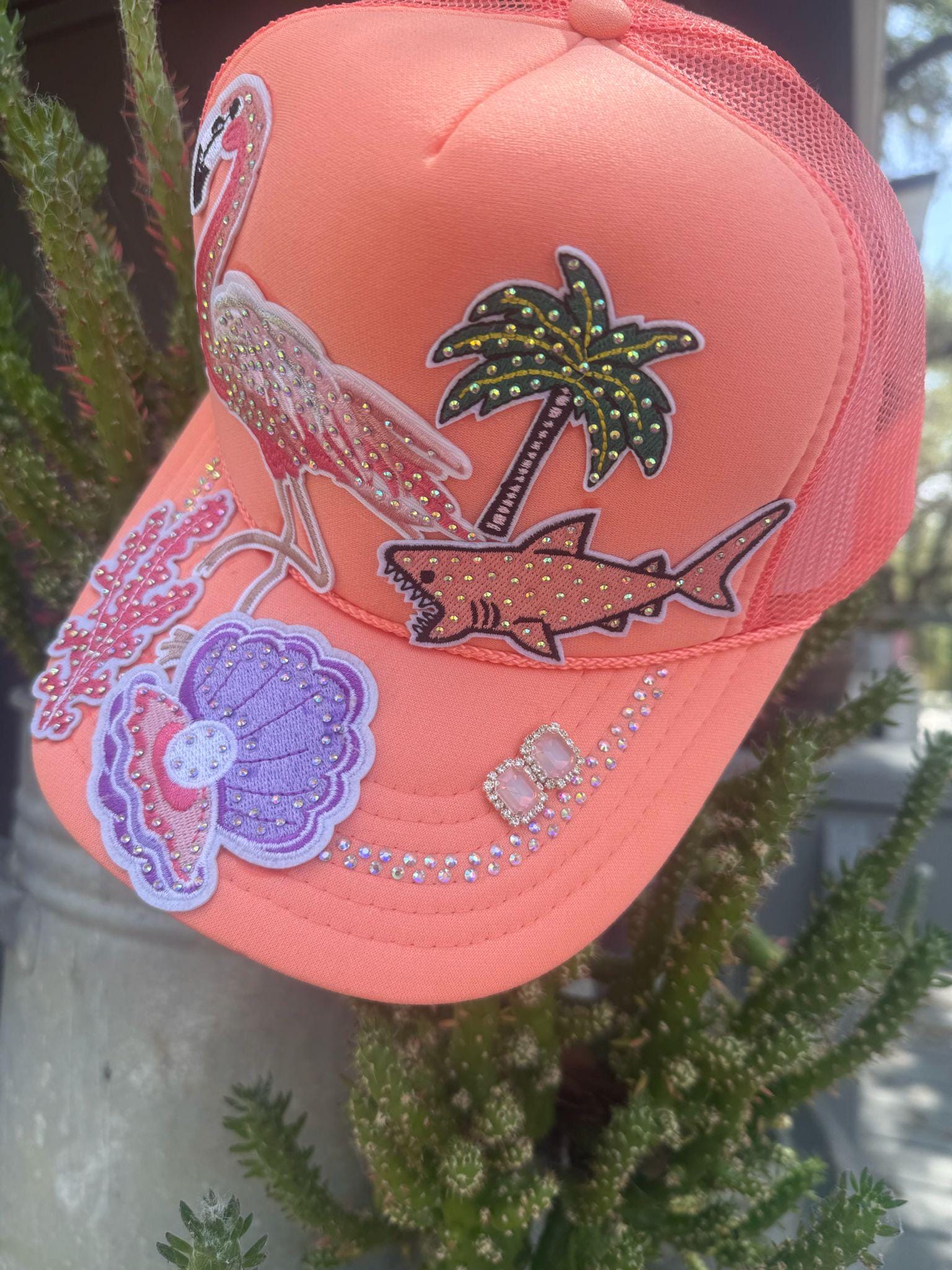 帽子 always coral pattern trucker cap always coral pattern trucker cap