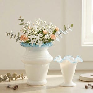 White Midcentury Vase - Etsy