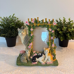 Vintage Cat Picture Frame, Cadre Photo Vintage Chats & Chatons, Floral Garden Cat Frame, Cottagecore Decor, Cat Lover Gift