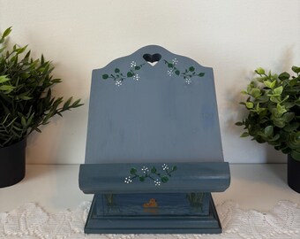 Vintage recipe box with built-in stand, Cottagecore Recipe Box, hand-painted recipe storage, vintage recipe card holder