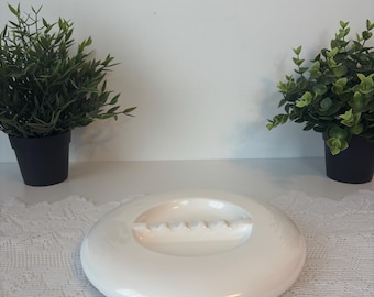 Cenicero vintage de cristal opalino blanco, estilo retro de mediados de siglo, elegante decoración vintage, cenicero redondo con cúpula estilo burbuja.