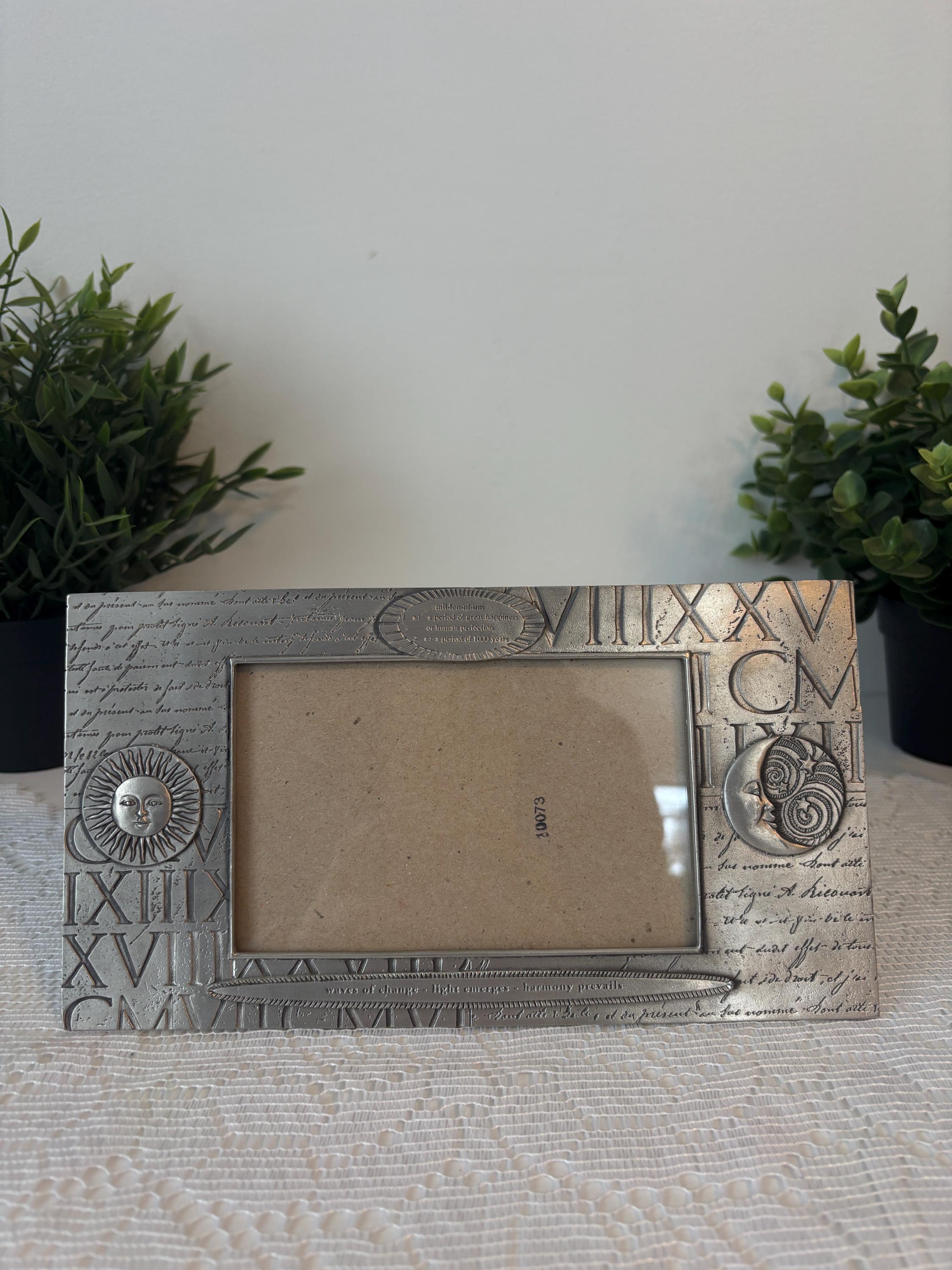 Cadre Photo Vintage En étain Et Verre Haute Définition Pour