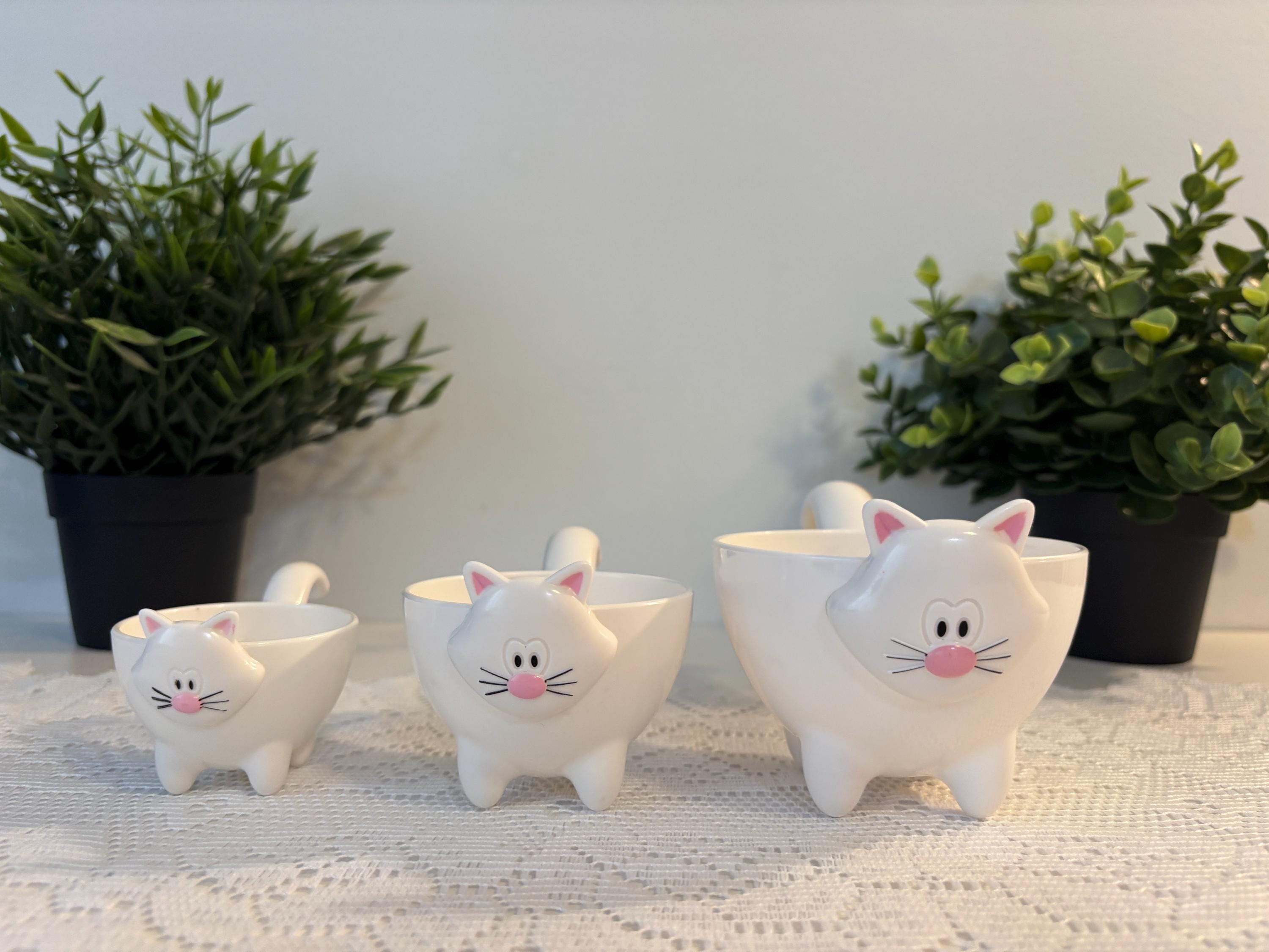 Vintage Cat Measuring Cups, Stackable White Cat Measuring Cups, Retro ...