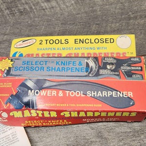Vtg K-Tel Master Sharpener 2 Tool Scizzors Knives Mower Tools Box Instructions image 2