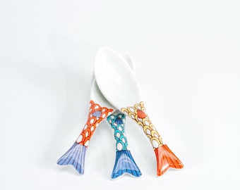 Japanese Ramen Spoon, Kutani Ware Fish Renge, Porcelain Soup Spoon for Ramen or Dessert, Harekutani
