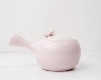 Teiera Kyusu Arita Rosa Sakura, Porcellana Perlata Iridescente Dipinta a Mano, Fiori di Ciliegio 400 ml