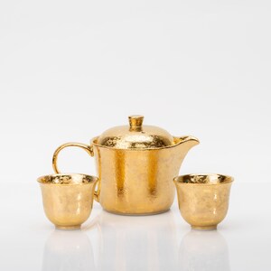 Gold Arita Tea Set, Teapot with Strainer, 2 Sencha Cups, Wooden Box, 300 ml