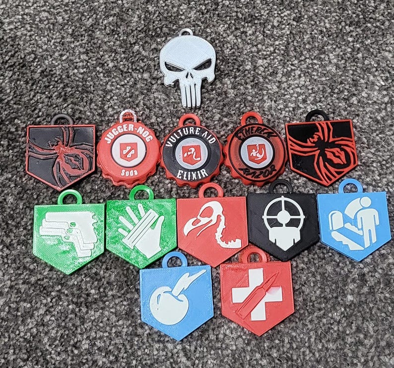 Cod Zombies BO6 Gorgonfex Wonder Weapon + Mystery Box Stand + Keychain ...